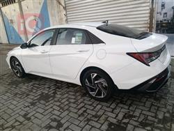 هیوندای ئەلەنترا